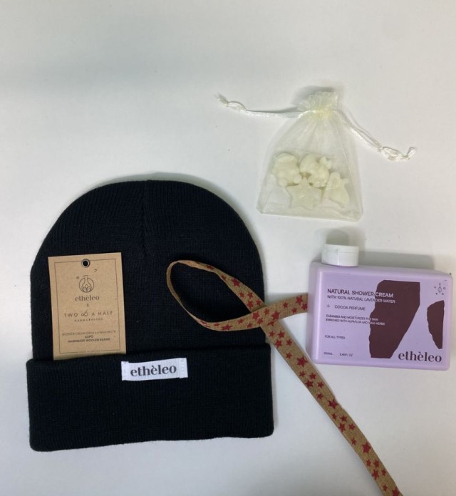 ETHELEO PROMO XMAS SHOWER CREAM COCOA 250ml & 4 WAX MELTS & HANDMADE HOOD